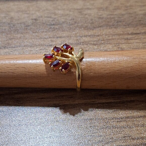 CELEBRITY Ruby Red Rhinestones Ring, Celebrity Mark - Picture 3 of 13